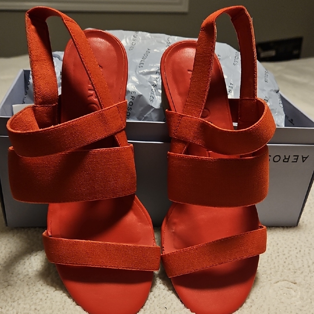 💓 Add To Bundle Bonus AEROSOLES Women's Bold Red Sandals